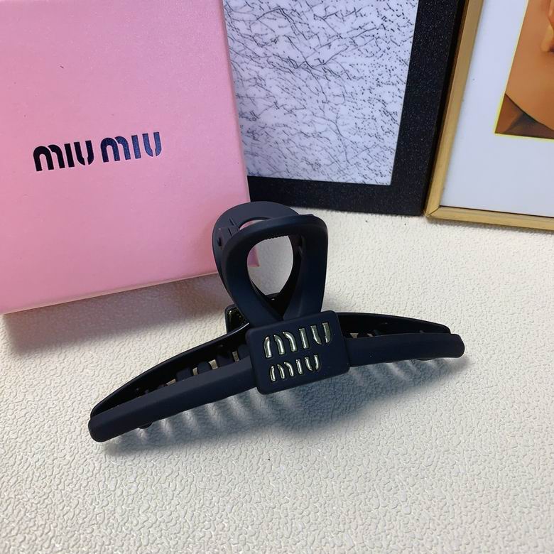 MiuMiu Hair Grab Clip  (3)